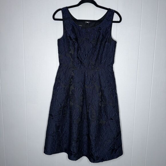 Talbots Dresses & Skirts - Talbots Women’s Floral Jacquard A Line Dress Navy Blue Sleeveless Size 4